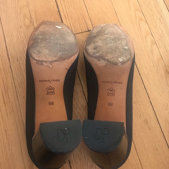 Donald J Pliner Corin Block Heel Pumps 9 - Picture 8 of 8